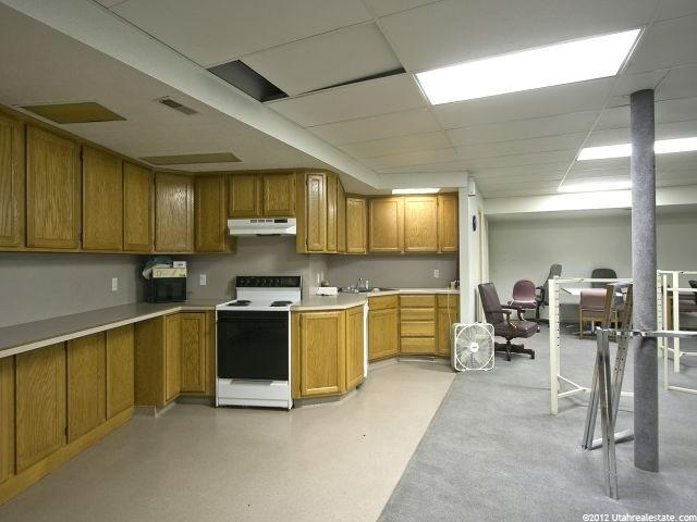 780 S State St, Clearfield, UT 84015 — photo 10