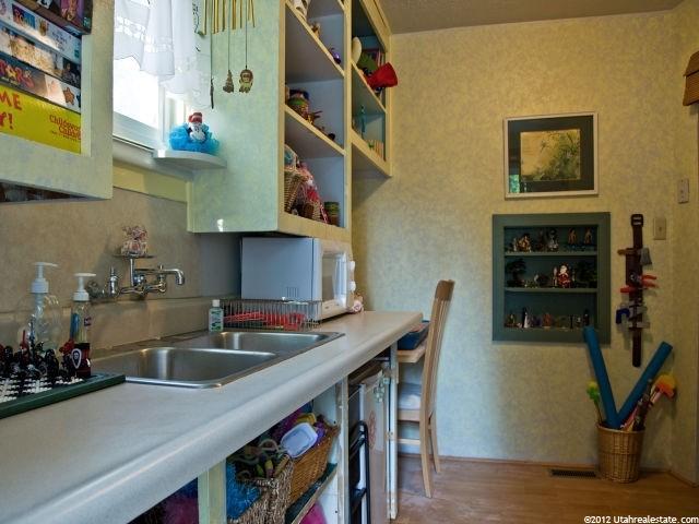 1105 S State St, Clearfield, UT 84015 — photo 10