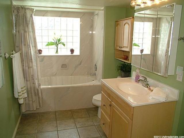 576 E 1475 S, Kaysville, UT 84037 — photo 8