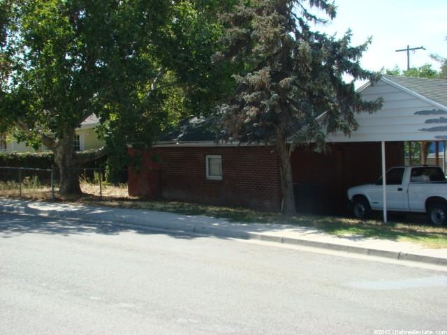 79 W 2300 N, Sunset, UT 84015 — photo 10