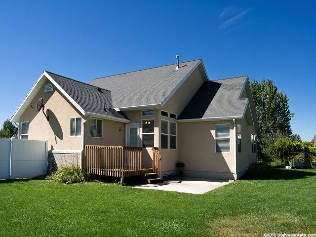416 S 755 E, Layton, UT 84041 — photo 10