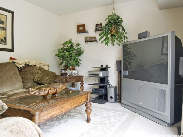 538 E Woodpine Cir S, Midvale, UT 84047 — photo 5