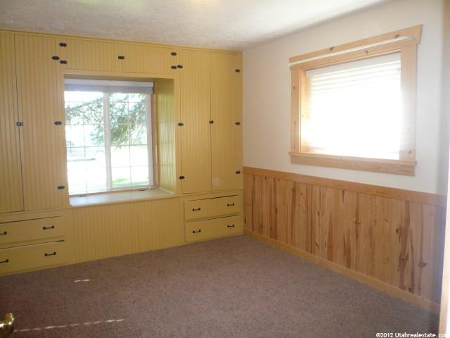 324 E 700 S, River Heights, UT 84321 — photo 4