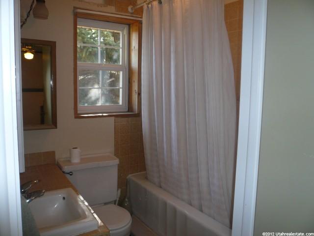 324 E 700 S, River Heights, UT 84321 — photo 5