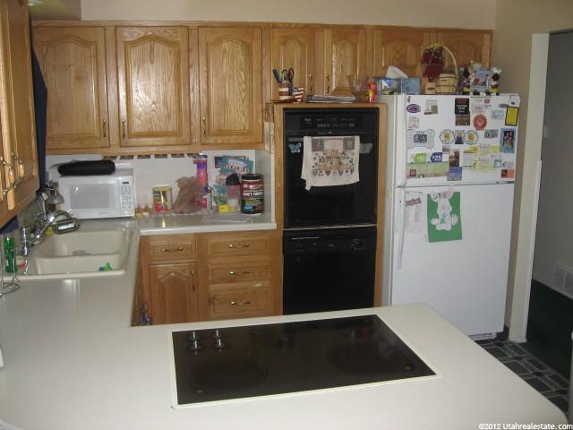 1999 N 450 W, Sunset, UT 84015 — photo 3