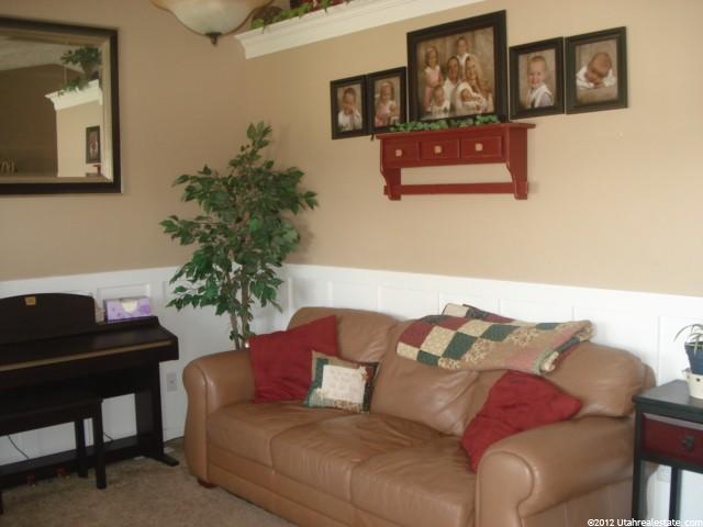 638 W 150 N, Hyrum, UT 84319 — photo 4