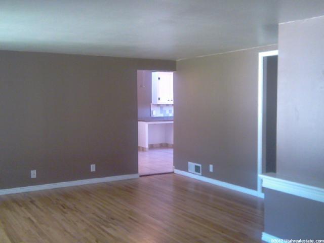1035 N 400 W, Bountiful, UT 84010 — photo 9