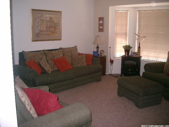 5330 S 2700 W, Roy, UT 84067 — photo 4
