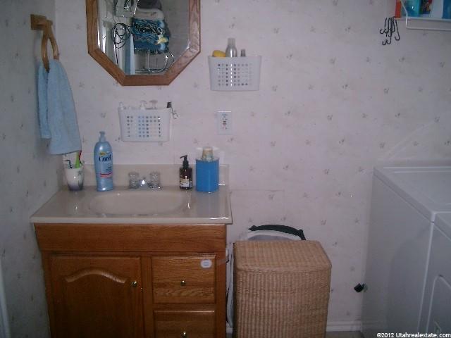 5330 S 2700 W, Roy, UT 84067 — photo 8