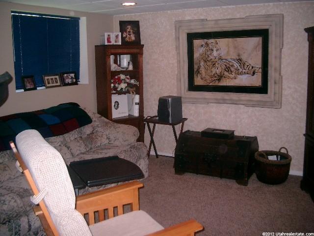 5330 S 2700 W, Roy, UT 84067 — photo 9