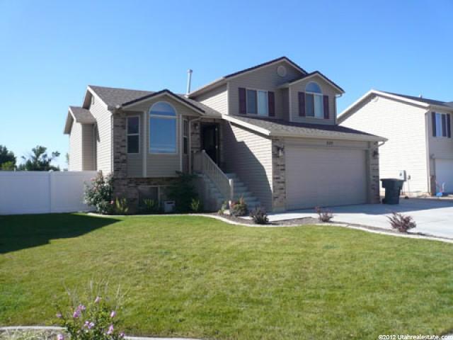 535 E Canyon View Dr, Ogden, UT 84404 — photo 2