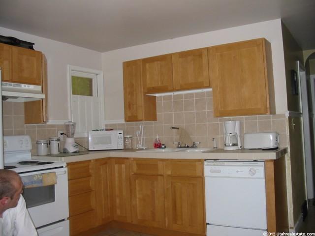 305 N Wall Ave, Ogden, UT 84404 — photo 2
