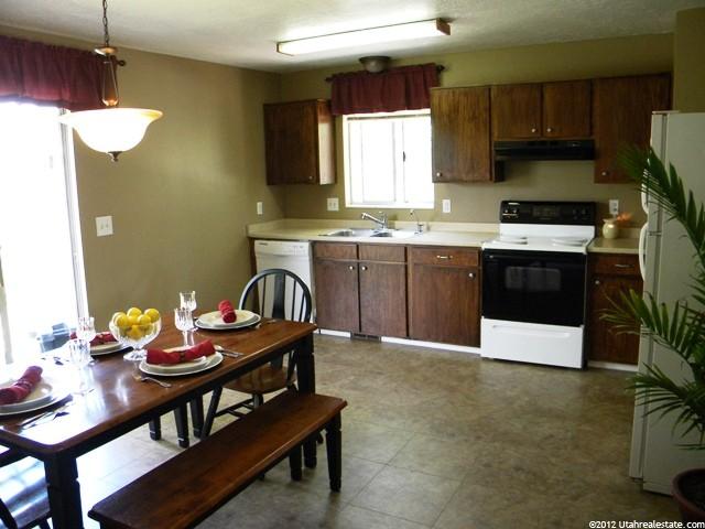 2379 S 325 W, Clearfield, UT 84015 — photo 3