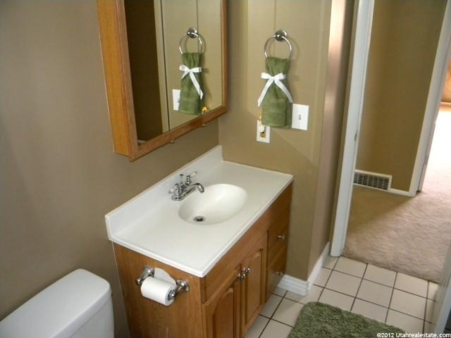 2379 S 325 W, Clearfield, UT 84015 — photo 8
