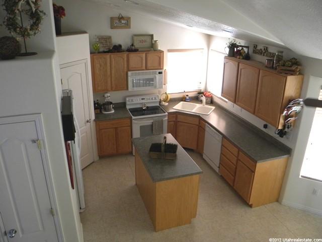 2330 S 50 E, Clearfield, UT 84015 — photo 3