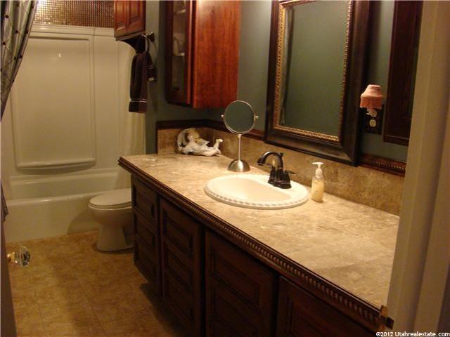 4330 S 2450 W, Roy, UT 84067 — photo 10