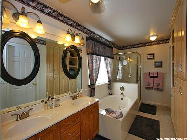 11516 Cherry Hill Dr, Sandy, UT 84094 — photo 11
