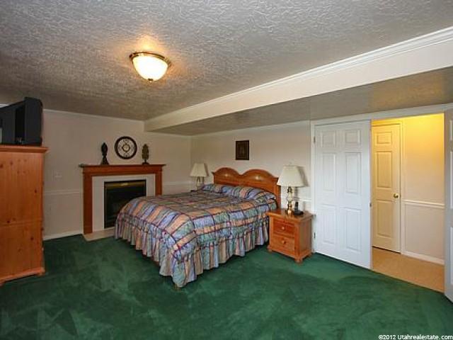 11516 Cherry Hill Dr, Sandy, UT 84094 — photo 3