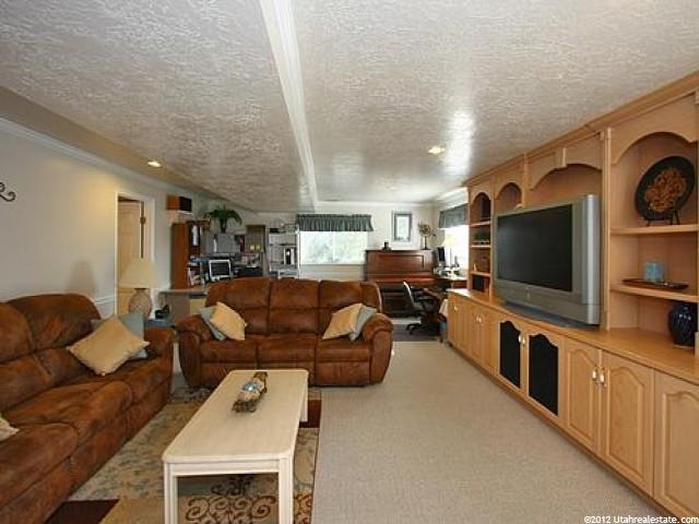 11516 Cherry Hill Dr, Sandy, UT 84094 — photo 7