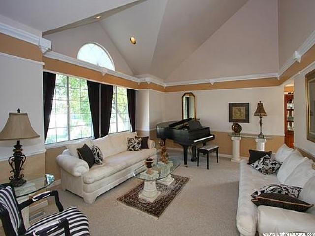 11516 Cherry Hill Dr, Sandy, UT 84094 — photo 10