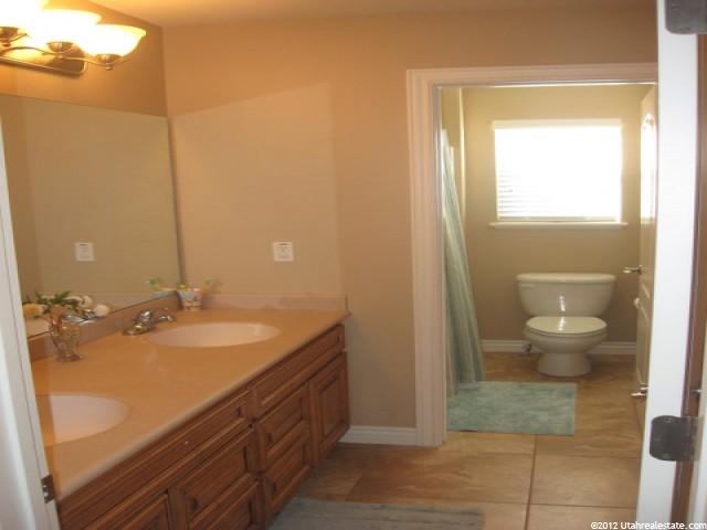 1116 S Emry Ct E, Fruit Heights, UT 84037 — photo 9