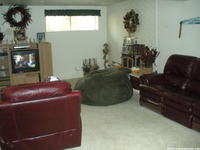 396 W 4200 N, Pleasant View, UT 84414 — photo 7