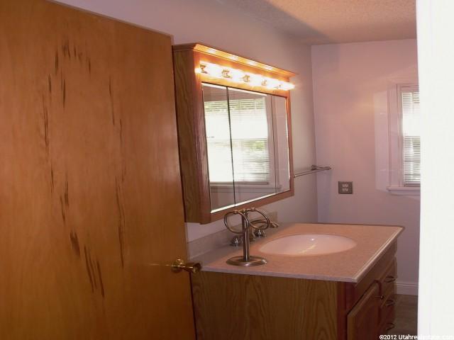 1567 Oak St, Ogden, UT 84401 — photo 4