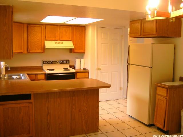 1024 N 1000 W, Clinton, UT 84015 — photo 3