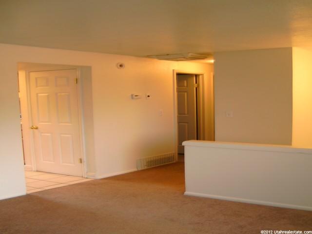 1024 N 1000 W, Clinton, UT 84015 — photo 4