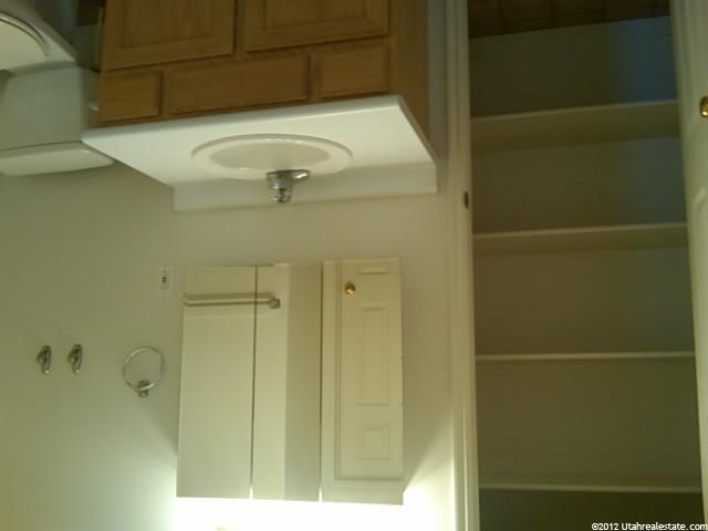 1609 S Main St, Bountiful, UT 84010 — photo 8