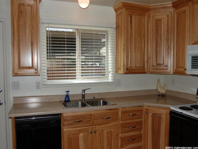 88 W 50 S #N4, Centerville, UT 84014 — photo 2