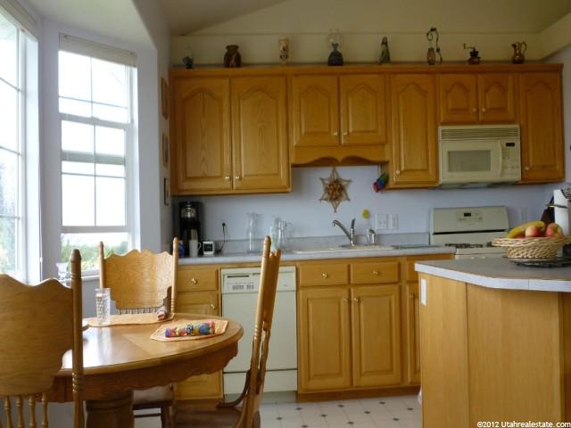 4194 S 2400 W, Roy, UT 84067 — photo 3