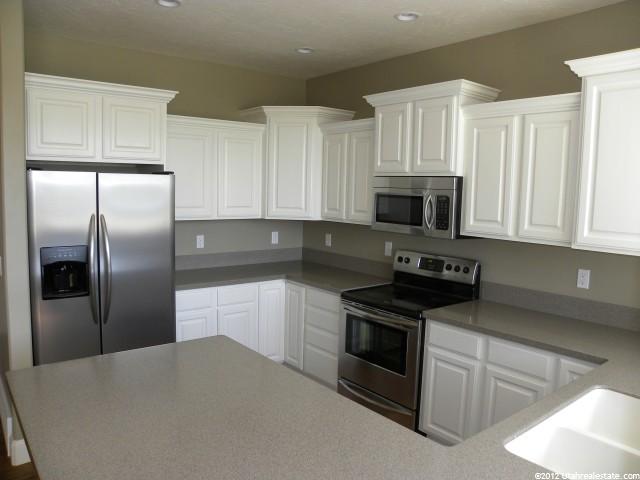 452 Hawthorne Dr, Providence, UT 84332 — photo 11
