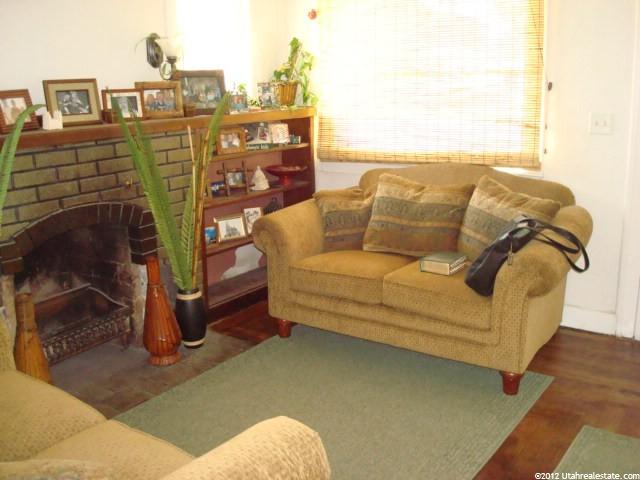 342 N Tremont St, Tremonton, UT 84337 — photo 2