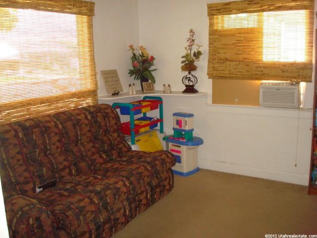 342 N Tremont St, Tremonton, UT 84337 — photo 5
