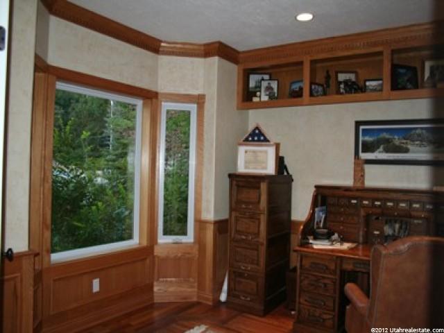 2044 Ridgehill Dr, Bountiful, UT 84010 — photo 12
