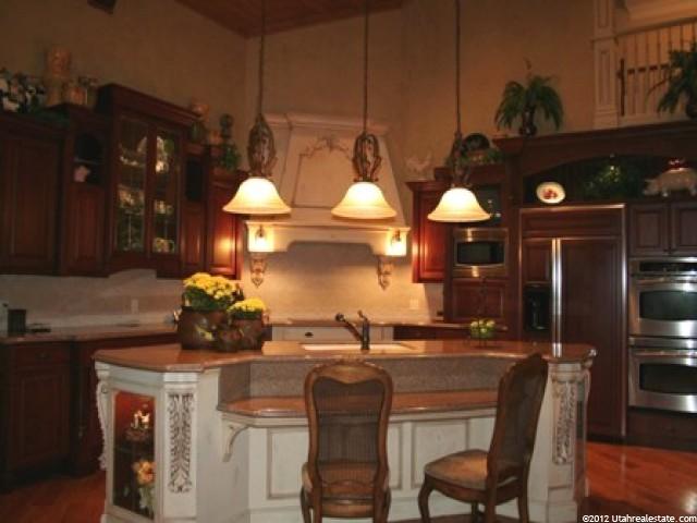 2044 Ridgehill Dr, Bountiful, UT 84010 — photo 6