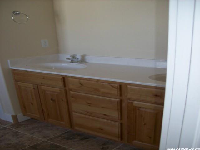 21 E 1700 S, Roosevelt, UT 84066 — photo 6