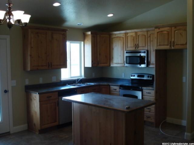 724 W 2280 S, Nibley, UT 84321 — photo 4