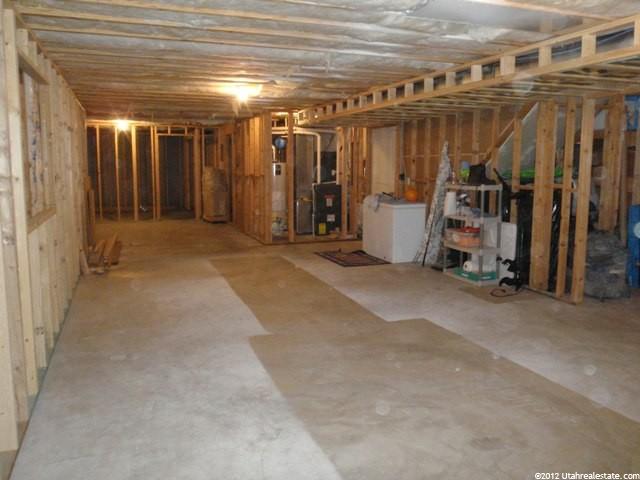 2671 W 2500 N, Farr West, UT 84404 — photo 6