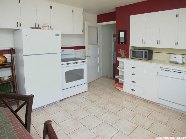 555 S 500 E, Clearfield, UT 84015 — photo 5