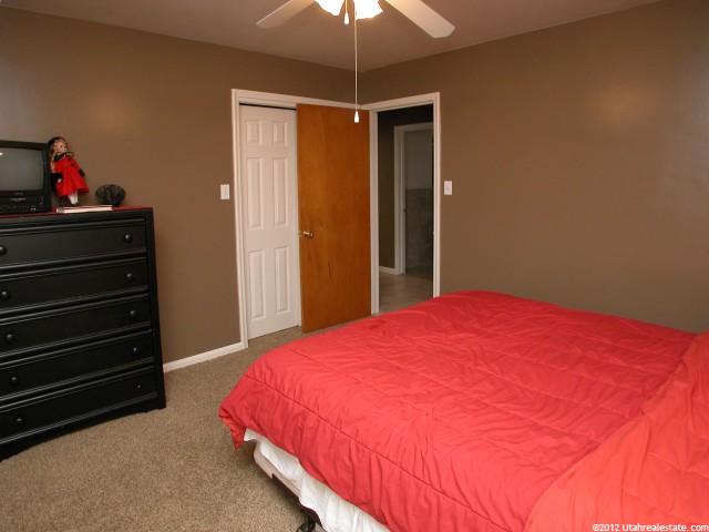 555 S 500 E, Clearfield, UT 84015 — photo 8