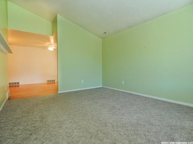 4136 S 900 E, South Ogden, UT 84403 — photo 2