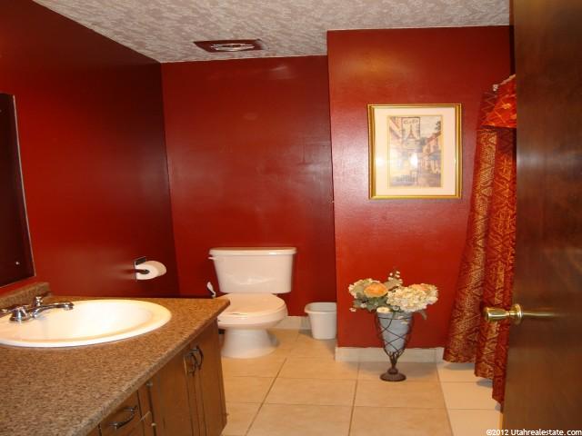 1085 S Custer Ave E, Ogden, UT 84404 — photo 2