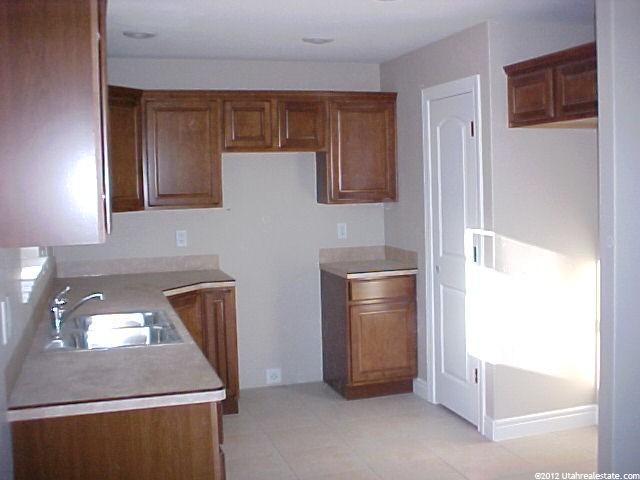 429 W 350 N #4, Tremonton, UT 84337 — photo 4