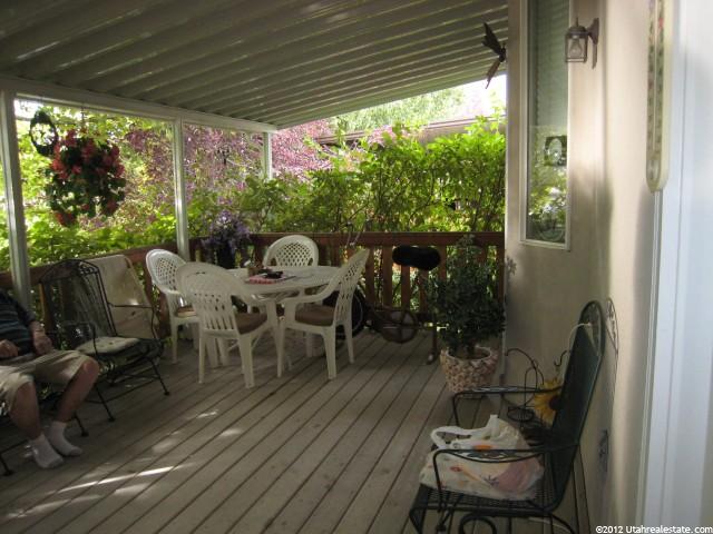 9052 Enchanted Oak Ln, Sandy, UT 84094 — photo 12
