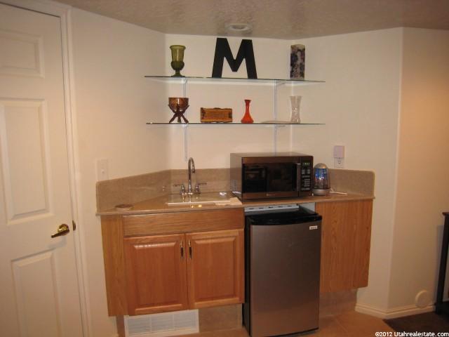 9052 Enchanted Oak Ln, Sandy, UT 84094 — photo 8