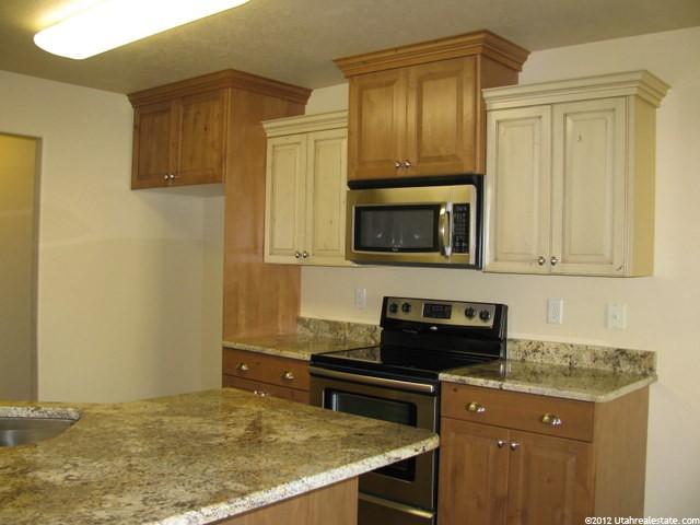 1547 E 925 S, Clearfield, UT 84015 — photo 4