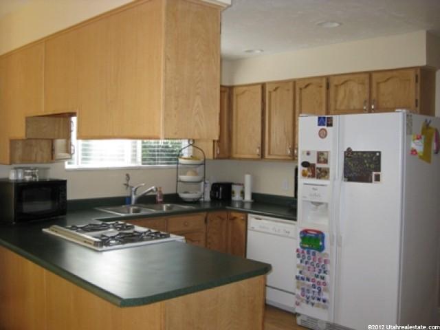 2479 E Glacier View Dr, Sandy, UT 84092 — photo 4