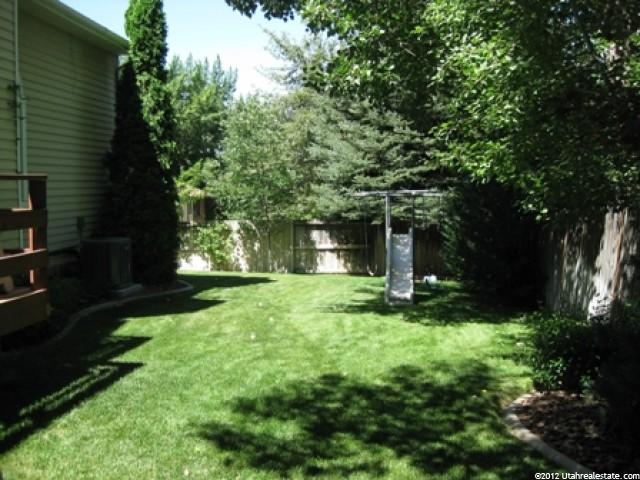 2479 E Glacier View Dr, Sandy, UT 84092 — photo 9